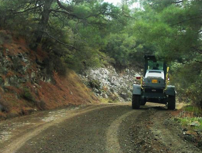 agrotikos dromos ston agio isidoro